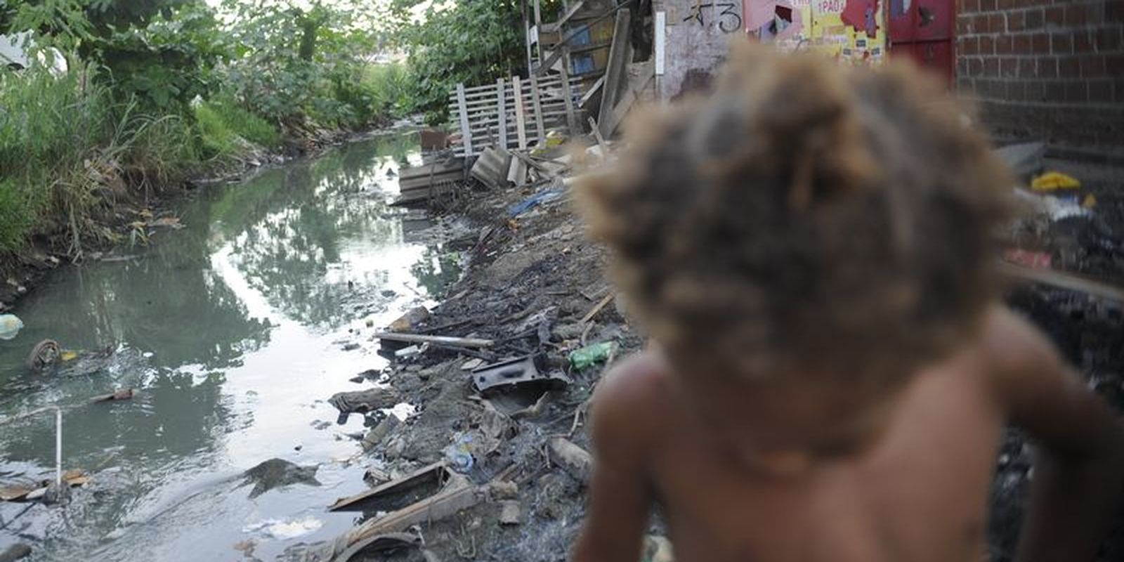 estudo-mostra-que-46%-das-casas-no-brasil-tem-problemas-de-saneamento