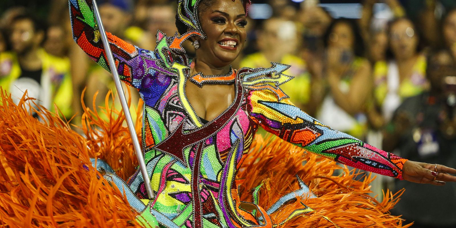 veja-imagens-do-segundo-dia-de-desfile-do-carnaval-de-sao-paulo