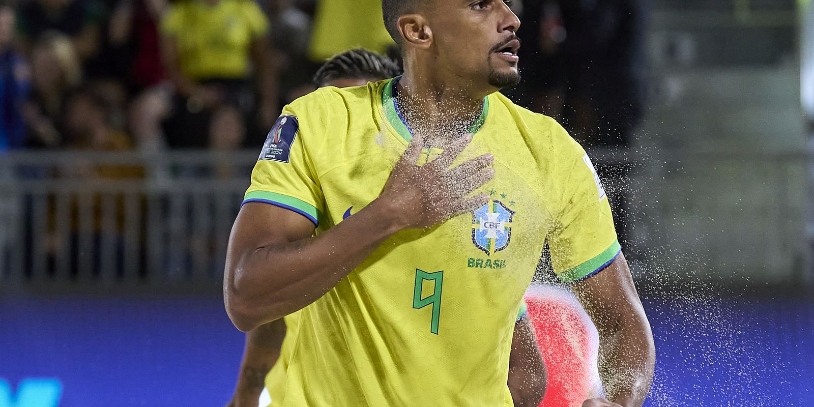 brasil-derrota-portugal-e-avanca-no-mundial-de-beach-soccer