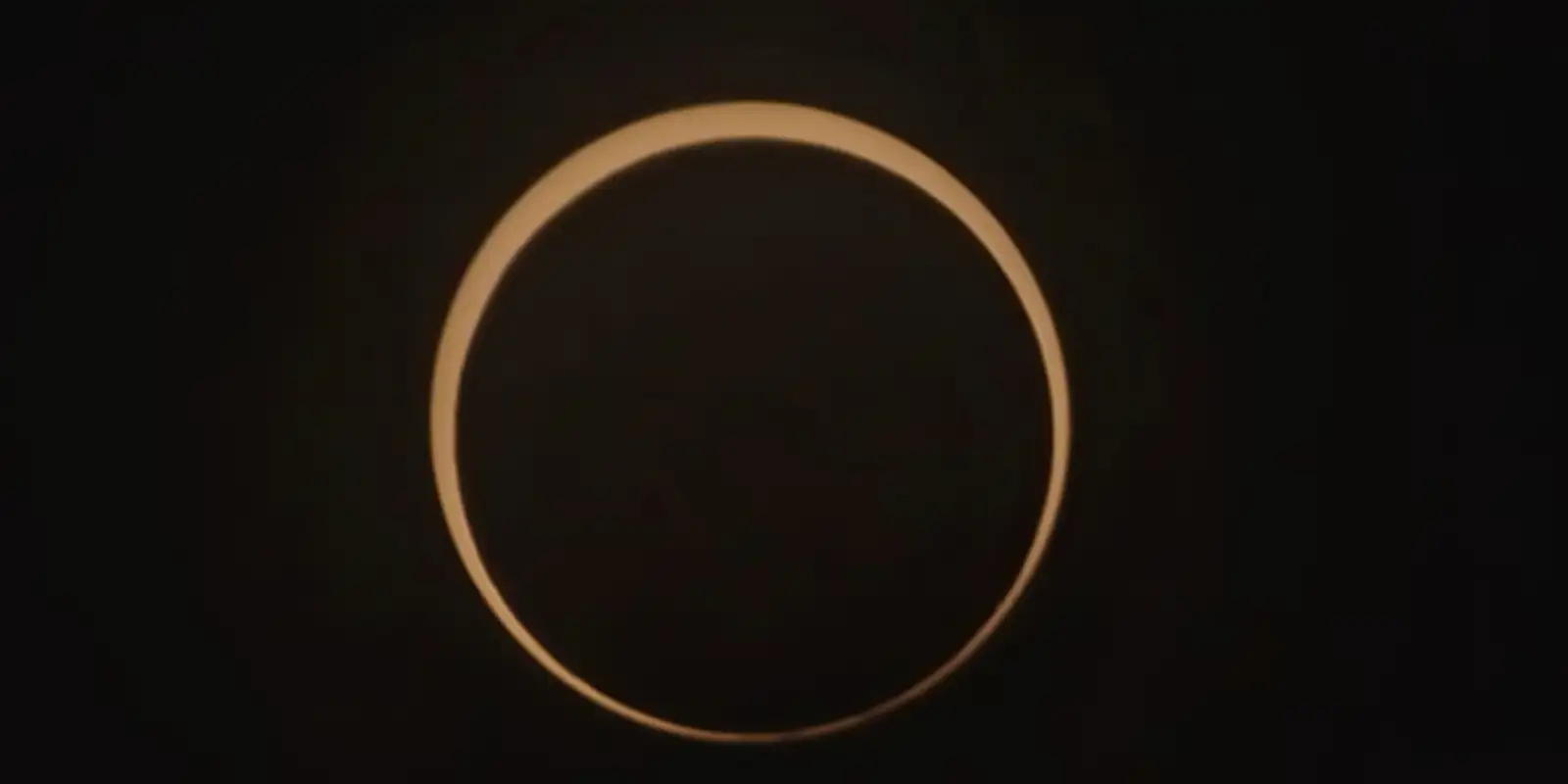 eclipse-total-do-sol-acontece-na-segunda;-saiba-como-ver-pela-internet