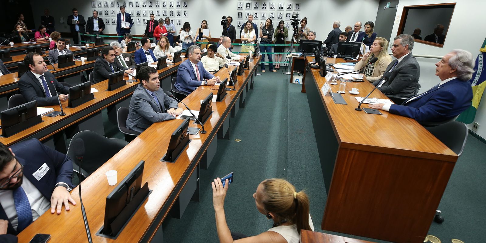 Deputado do PT completa lista tríplice para relatar cassação de Brazão